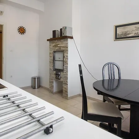 Apartment With Wifi - 11255 *
