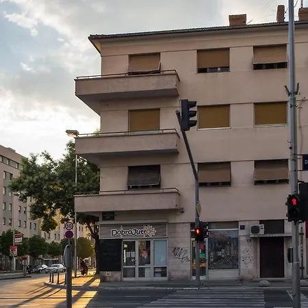 With Wifi - 11255 Daire